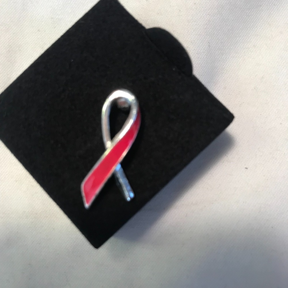 NIB 2010 Silvertone Pink Enameled Global Breast Cancer Crusade Ribbon Pin